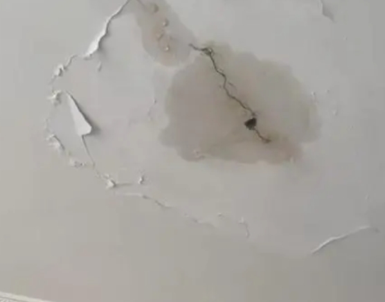 梁溪阳台漏水维修公司分享下屋面防水工程质量问题原因分析